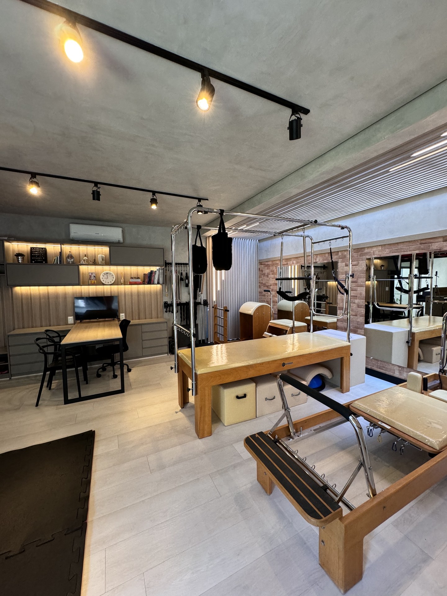 Estrutura integrada e climatizada do Lya Reis Studio de Pilates em Campo Grande